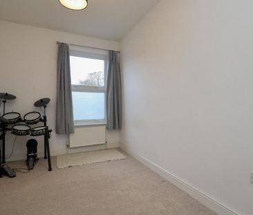 2 bedroom maisonette to rent - Photo 5