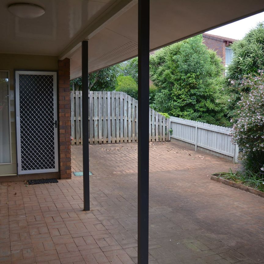 5/6 O'Brien Street, HARLAXTON - Photo 1