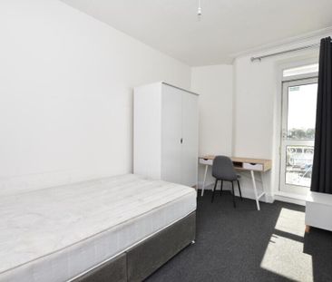 Oldfield Place, Clifton - Photo 4
