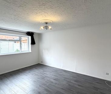 4 bedroom terraced house to rent - Photo 6