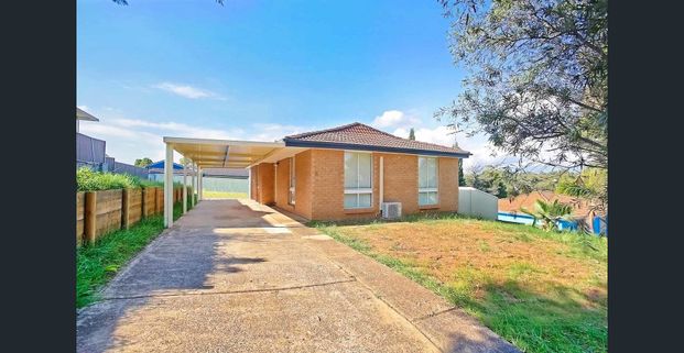 Family Comfort in a Convenient Ambarvale Location - Photo 1