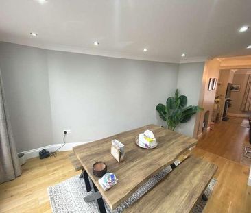 Parkhurst Road, London, N11 - Photo 5