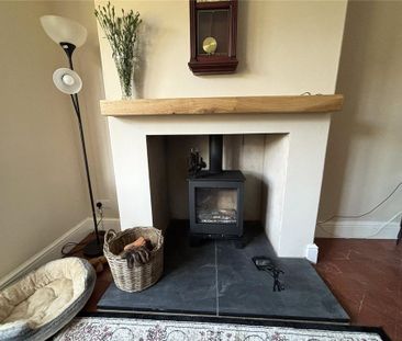 4 bedroom semi-detached house to rent - Photo 3