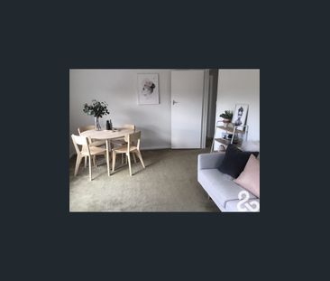 Spacious, light & bright - Photo 2