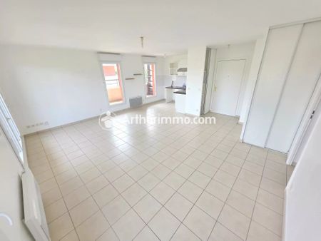 Location Appartement 4 pièces 71 m2 à Savigny-le-Temple - Photo 2