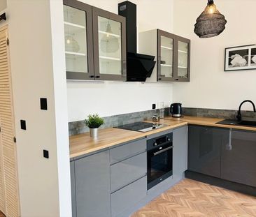 (Symbol 438707) - Photo 1