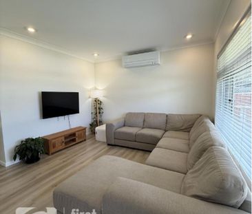 Beautifully Renovated Family Home in Quiet Holmesville Street - Photo 3