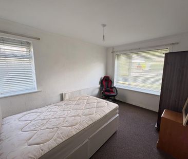 3 bedroom bungalow to rent - Photo 3