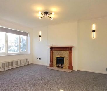 3 bedroom detached house to rent - Photo 2