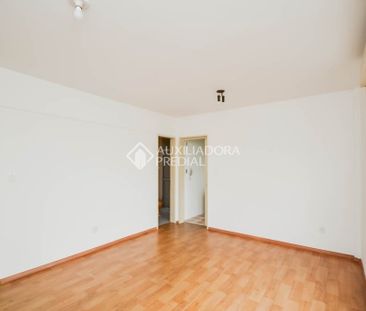 Kitnet com 1 quarto e 39m² para alugar em Menino Deus, Porto Alegre. - Foto 1