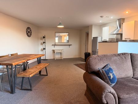 2 bedroom apartment to rent - Photo 3