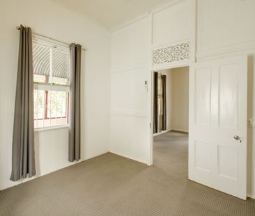 20 The Terrace, North Ipswich QLD 4305 - House For Rent | Domain - Photo 3