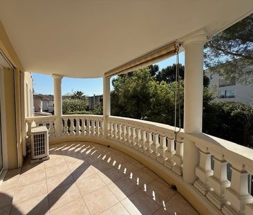 Location Appartement 2 pièces 43m² HYERES 83400 - Photo 5