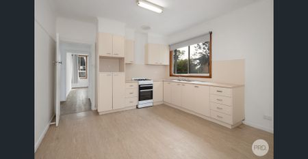 3 BEDROOM HOME IN WENDOUREE WITH LARGE BACKYARD - Photo 5