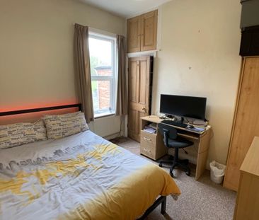 Nunthorpe Road, South Bank - P2011 - Photo 3