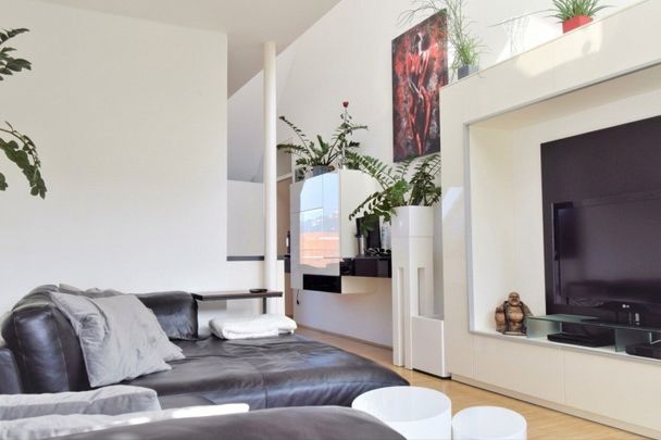 Großzügige Maisonettenwohnung im Zentrum von Linz ab Oktober verfügbar - Photo 1