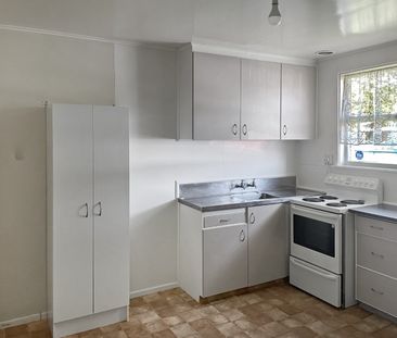 Spacious and private in Clouston - Photo 4