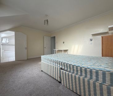 2 bedroom apartment to rent - Photo 6