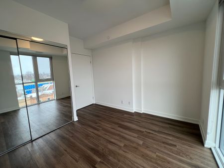 For Lease - 555 COLLEGE Street Unit# 601, Toronto, Ontario - Photo 5