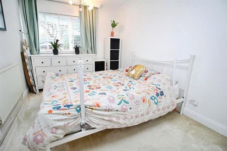 2 bedroom maisonette to rent - Photo 3