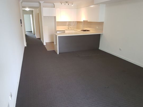 Modern, Spacious and Convenience - Photo 1