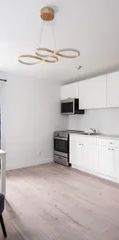 1 room apartment of 61m² in Montreal - Photo 1