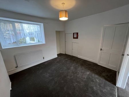 Evans Terrace, Mount Pleasant, Swansea, SA1 6YH - Photo 3