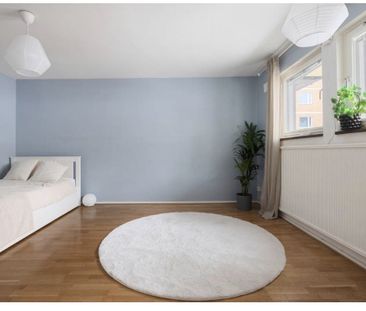 Trollesundsvägen, Bandhagen - Photo 2