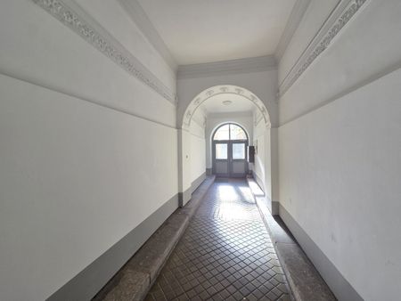 3 Zimmer-Dachgeschoßwohnung mit Terrasse - Foto 4