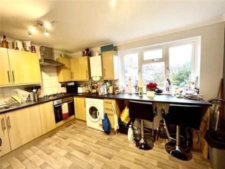 2 bedroom apartment to rent - Photo 3