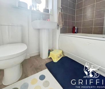 Courts Way, Aveley, South Ockendon, RM15 - Photo 4