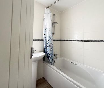 3 bedroom maisonette to rent - Photo 6