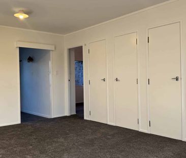 Retirement Village - Avondale - Photo 5