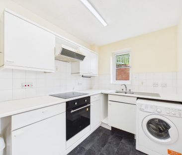 Gandon Vale, High Wycombe, Buckinghamshire,HP13 - Photo 4