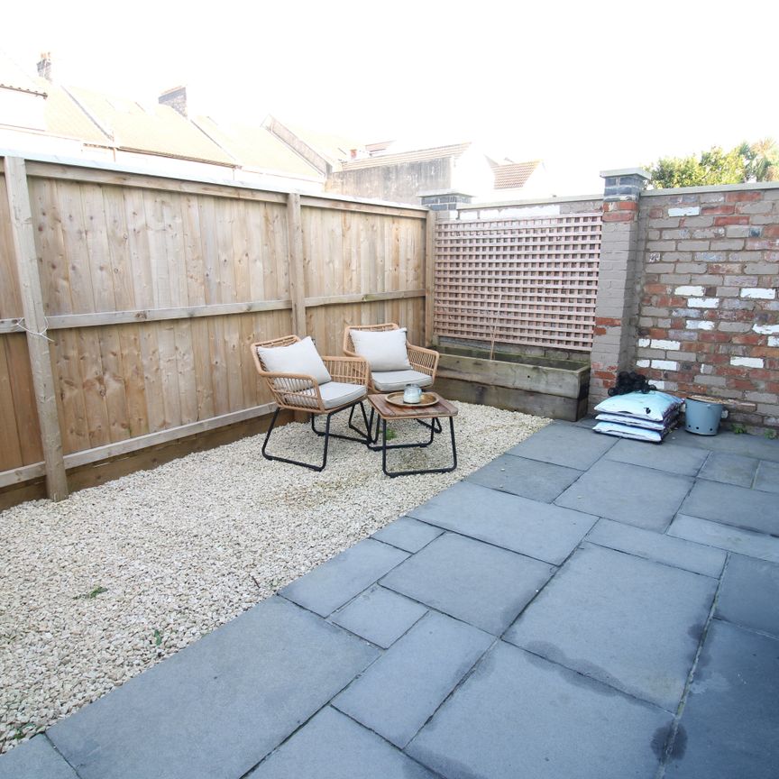 Whitecross road, BS23 1EN, Weston-Super-Mare - Photo 1