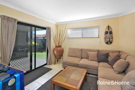 King Size Comfort with Water Outlook - Photo 3