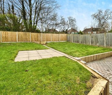 Clumber Grove, Newcastle - Photo 2