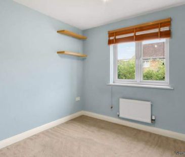 3 bedroom property to rent in Bracknell - Photo 6