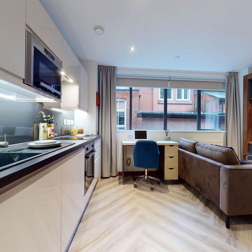 Apt 37, Live Oasis Deansgate - Photo 1