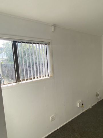 8 Freyberg Avenue, Papatoetoe - Photo 5