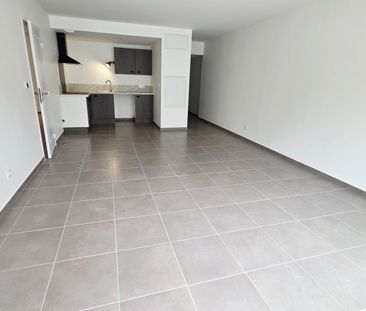 Location Appartement 3 pièces 69m² ORLEANS 45000 - Photo 2