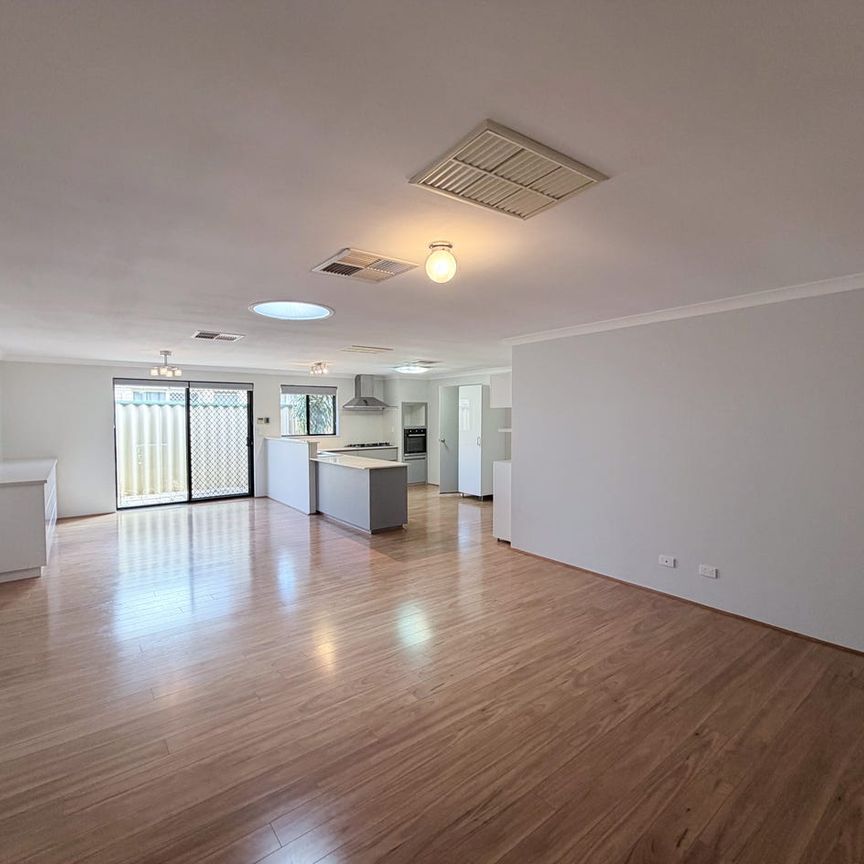 Large Family Home in Prime Bertram Location - Photo 1