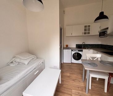 Location Appartement 1 pièce 15m² LES SABLES D’OLONNE 85340 - Photo 1