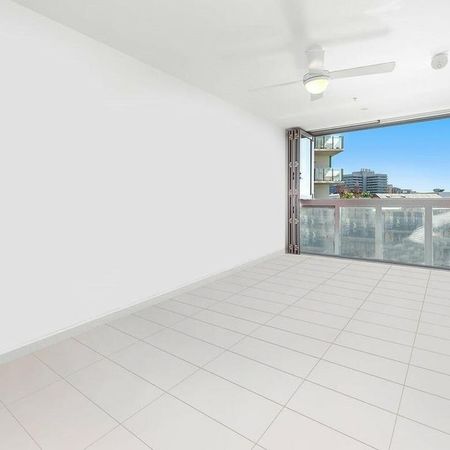 1 BEDROOM UNIT WITH RESORT STYLE AMENITIES - Photo 2