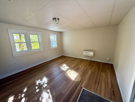 For Lease - 1201 Kenneth Avenue Unit# Main Floor, Peterborough, Ontario - Photo 4