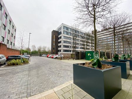 2 Bed Flat, Talbot Road, M16 - Photo 5