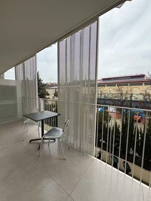 Travessera de Collblanc, L'Hospitalet de Llobregat, Catalonia 08904 - Photo 1