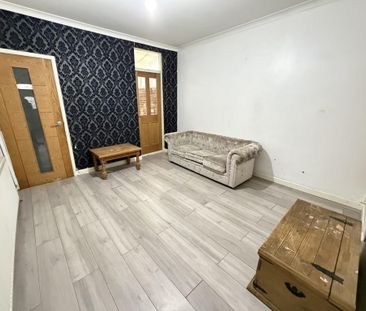 3 bedroom terraced house to rent - Photo 6