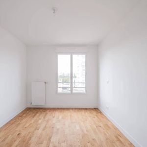 Rental Apartment Clichy Centre ville - Photo 2