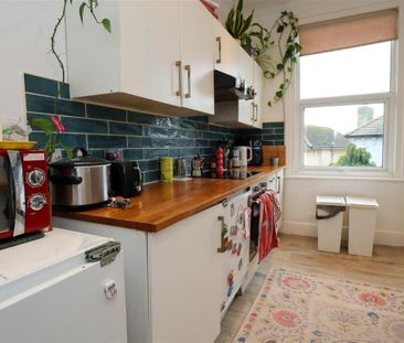 Pevensey Road St. Leonards-On-Sea, East Sussex TN38 0LE - Photo 4